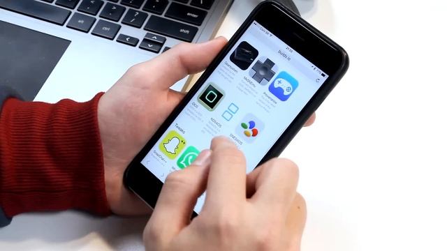 EMULADORES NO IPHONE SEM JAILBREAK! смотреть онлайн