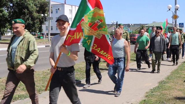 День пограничника в Любани смотреть онлайн
