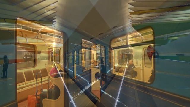 Электропоезд 81-710 "ЕЖ-3" №19 в парадной раскраске! смотреть онлайн