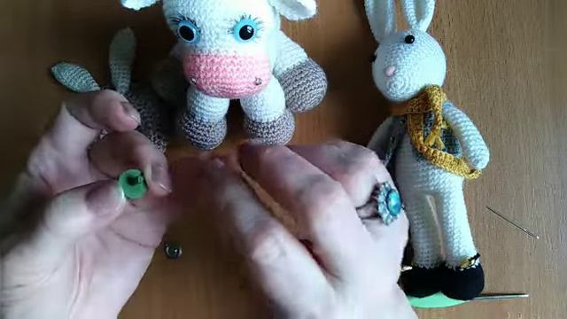 Глаза и носки для игрушек. смотреть онлайн