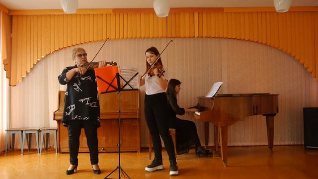 Праздничный концерт ко Дню Победы от преподавателей МБУ ДО "Детская музыкальная школа №9" г. Липецк смотреть онлайн