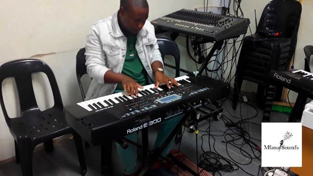 Itende Music - Mfanafuthi Duma смотреть онлайн