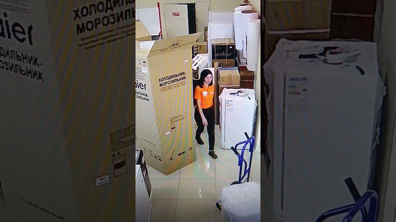 Продавец DNS распаковал холодильник Haier смотреть онлайн