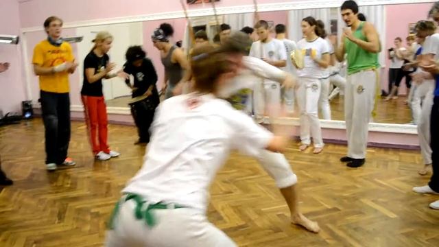 Roda Kiev with Professor Felipe. Капоэйра Киев, Украина. смотреть онлайн