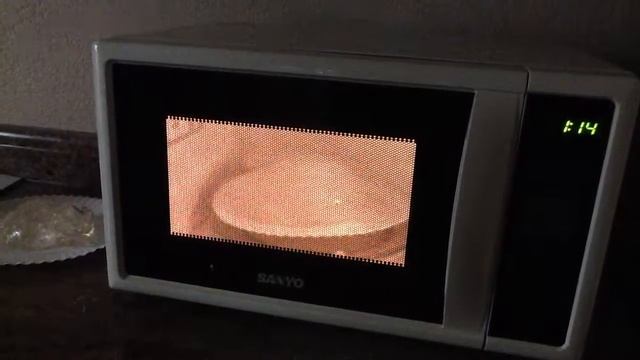 Saline breast implant in the microwave смотреть онлайн