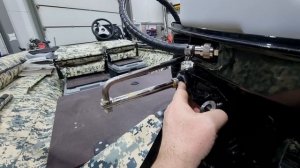 УБИРАЕМ ЛЮФТ РУЛЕВОГО УПРАВЛЕНИЯ. ЧУДО-ГАЙКА с тавотницей на рулевой редуктор в лодку.