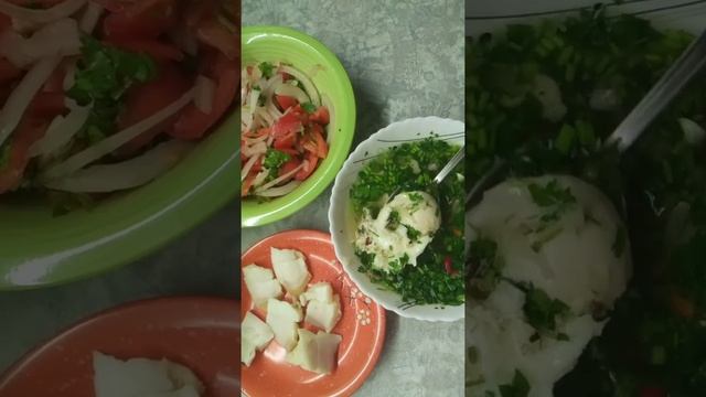 Позаимствовала из чеченской кухни.Бульон ароматный и кушать приятно, ещё похудеешь, совсем.....
