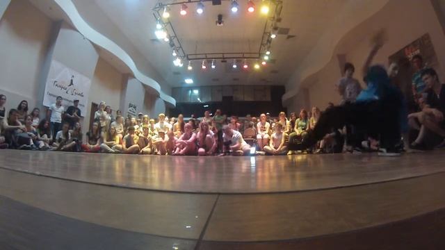SAVVA (DOMINANT CREW) VS МИХАЙЛОВ ДИМА (DOMINANT CREW) | 1/8 ФИНАЛА | ТЕСТО 2014 | КОСТРОМА смотреть онлайн