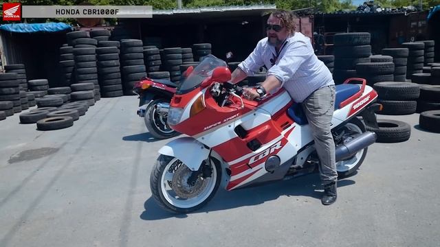 Honda CBR1000F смотреть онлайн
