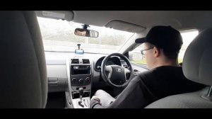 Городской седанчик. Обзор Toyota Corolla Axio