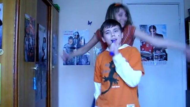 Young girl and her brother having fun смотреть онлайн