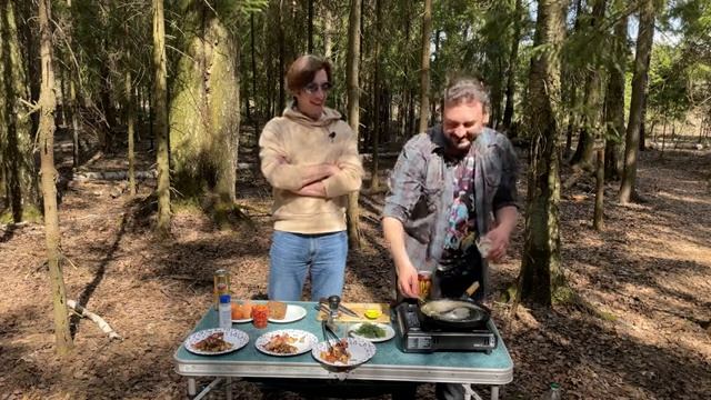 АНГЛИЙСКИЙ ЗАВТРАК В ПОДМОСКОВНОМ ЛЕСУ. Весело и вкусно. смотреть онлайн