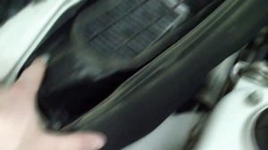 Замена салонного фильтра Лада Приора (без кондиционера).