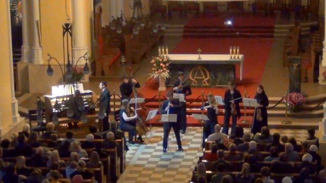 Antonio Vivaldi - Concerto for Violin and Oboe in B-Major.RV 548 смотреть онлайн