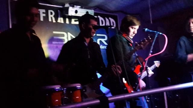 La Guerrera. Un poco de Brasileros смотреть онлайн