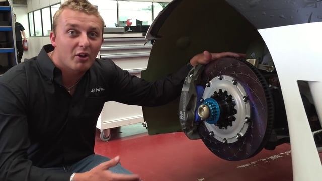 New Brake System on the NEW Nissan GT R NISMO GT3 смотреть онлайн