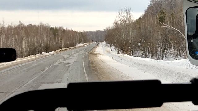 кусочек их жизни- влог. Мое путешествие в другой город одной на автобусе. смотреть онлайн