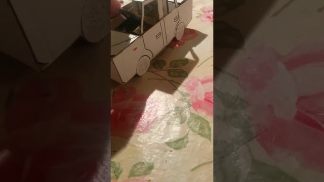 Машина из картона.на что похоже? смотреть онлайн