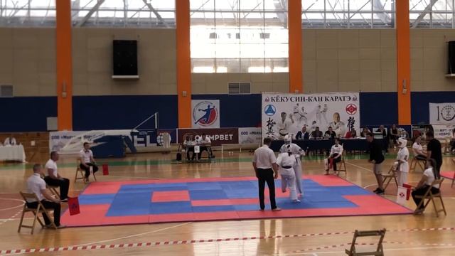 Чемпионат и первенство ЮФО. 1 бой 14-15 лет до 55 кг. Каратэ киокушинкай смотреть онлайн