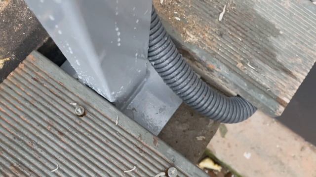 Montaż Tesla Wall Connector 3 Gen 4K смотреть онлайн