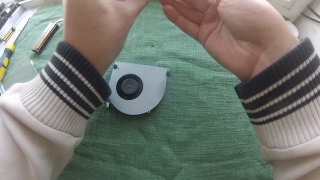 Ноутбук ASUS K50C (K40, K70), как почистить от пыли и заменить термопасту смотреть онлайн