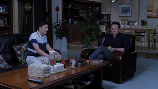 «ПЕРЕВОСПИТАНИЕ В СЕМЬЕ КОММУНИСТА» КПП считает Христа обычным человеком: В чем их ошибка? смотреть онлайн