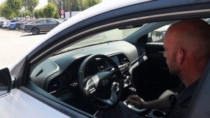 VW Jetta VS Hyundai Elantra Comparison! | Abbotsford Volkswagen