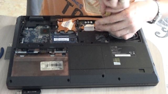 Разборка и чистка ноутбука dns w350etq смотреть онлайн