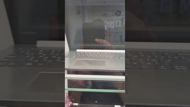 Lenovo IdeaPad 3 17ADA05 (81W2009FRK) смотреть онлайн