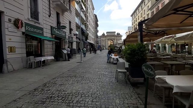Piazza Gae Aulenti | Corso Como/Garibaldi | First Supreme Store Milan | walking tour смотреть онлайн