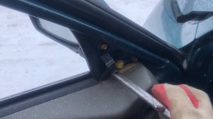 Как снять боковое зеркало заднего вида на автомобиле Hyundai Elantra XD