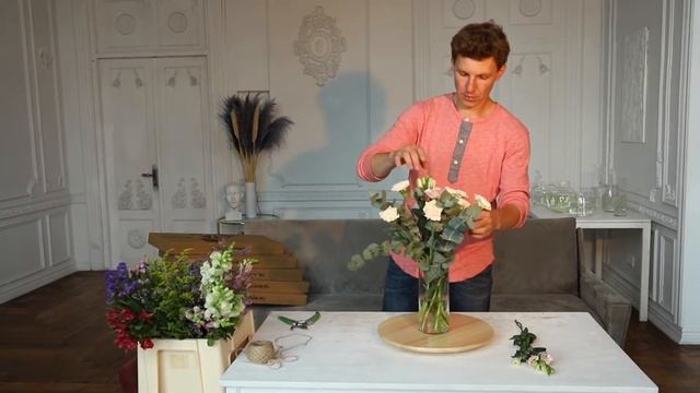 LetLove.BLOOM - Коробка "Карл" смотреть онлайн