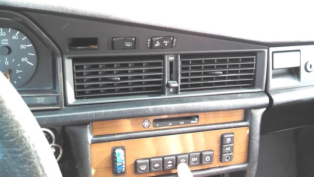 1989 Mercedes Benz 190D 2.5 Liter 5 Cylinder Diesel for sale смотреть онлайн