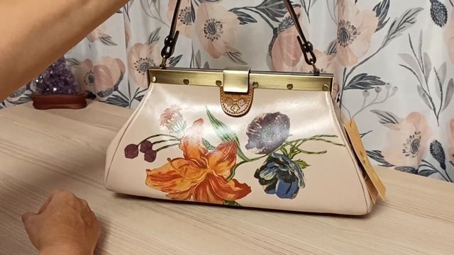 Сумочек много не бывает- СУМОЧКИ!