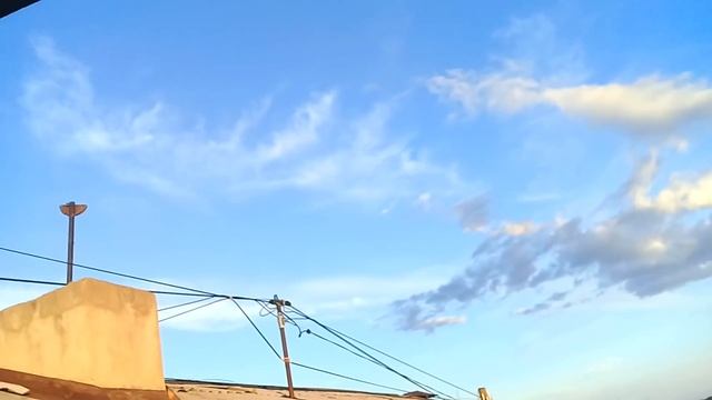 Иногда ты понимаешь, что лучшее, что есть в твоей жизни, находится прямо перед твоим носом. смотреть онлайн