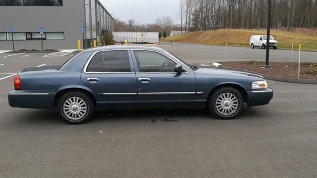 2007 Mercury Grand Marquis - Presentation (Start-Up, Engine, Exhaust, Test Drive, In-Depth-Tour) смотреть онлайн