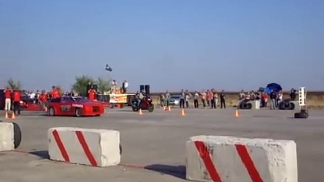 ЕЧУП - таврия порвала мотоцикл! сузуки хаябуза! смотреть онлайн