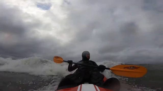 Mega Kayaks Sit On Top Surf Kayak with Richie Guerrero смотреть онлайн