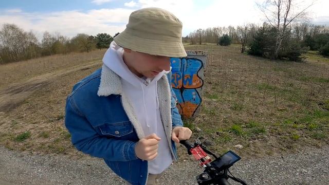 ZHAKOWAŁEM HULAJNOGĘ czyli jak odblokować hulajnoge elektryczną Joyor MAX SPEED смотреть онлайн