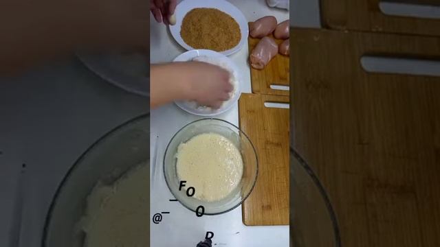 КАК приготовить КОТЛЕТЫ ПО КИЕВСКИ! Котлеты по киевски. смотреть онлайн