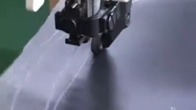 Одноигольная колонковая швейная машина SUNSTAR KM 957 смотреть онлайн