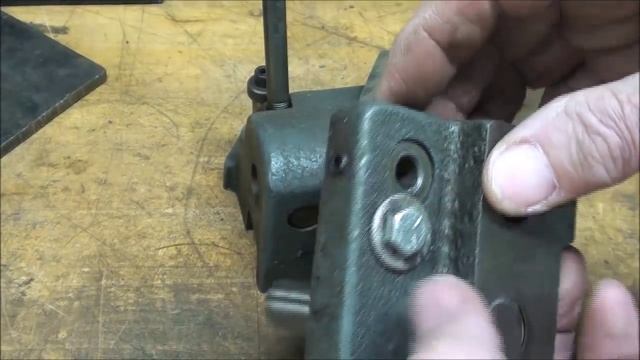 SHOP TIPS #290 The Heinrich Cross Hole Drill Jig tubalcain смотреть онлайн