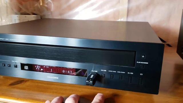Yamaha CD-C600 Quick Review смотреть онлайн