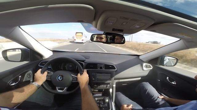 Renault Kadjar 1.5 Dci 110 Hp Edc Test смотреть онлайн