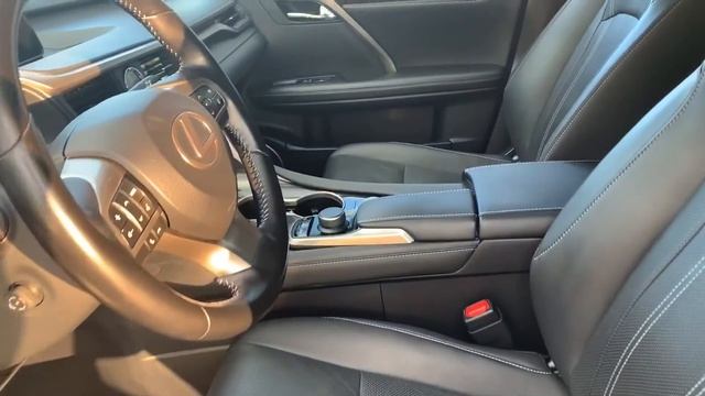 Видеопрезентация автомобиля Lexus RX смотреть онлайн