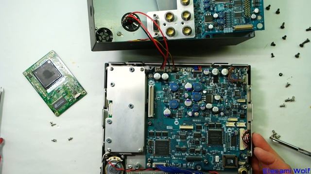 EW0049 - Professional Video Monitor Teardown Sony Ikegami Panasonic смотреть онлайн
