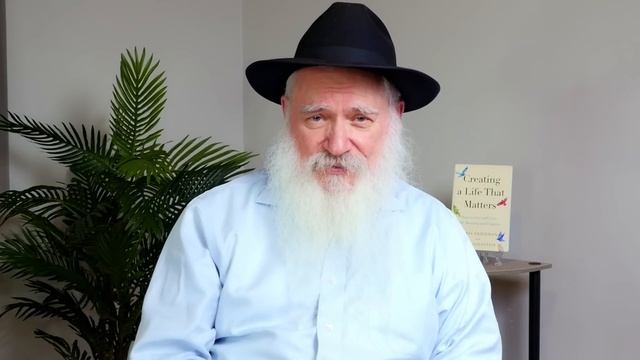 THIS story is worth repeating every year for 50 YEARS смотреть онлайн
