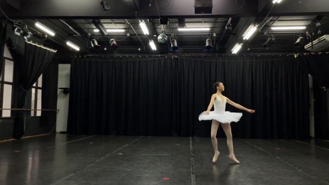 Jaime Teoh Jia Qi (Age 17, 2021) - Raymonda Variation смотреть онлайн