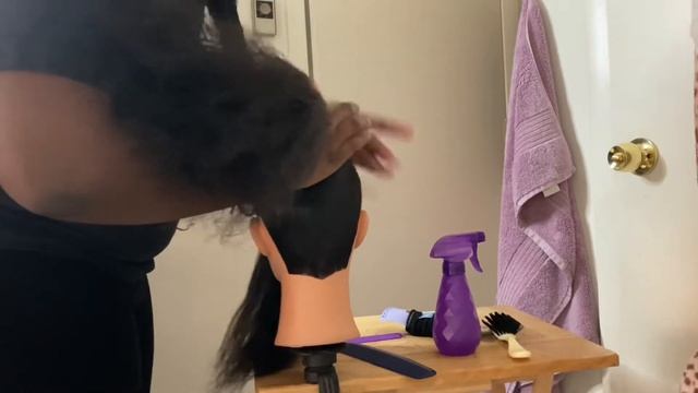 How to do a high ponytail swoop Bang ( with a manikin head) смотреть онлайн