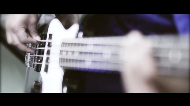 Maroon 5 | One More Night (Bass Cover) | Siam On Bass смотреть онлайн